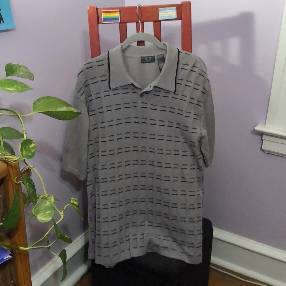 VTG grey polo w/ black box accents